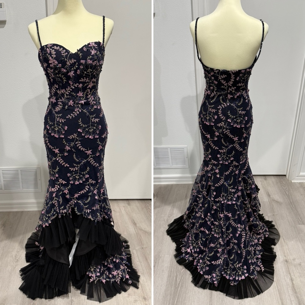 Mac Duggal Sample Sweetheart Neckline Floral Mermaid High Low Ruffle Gown